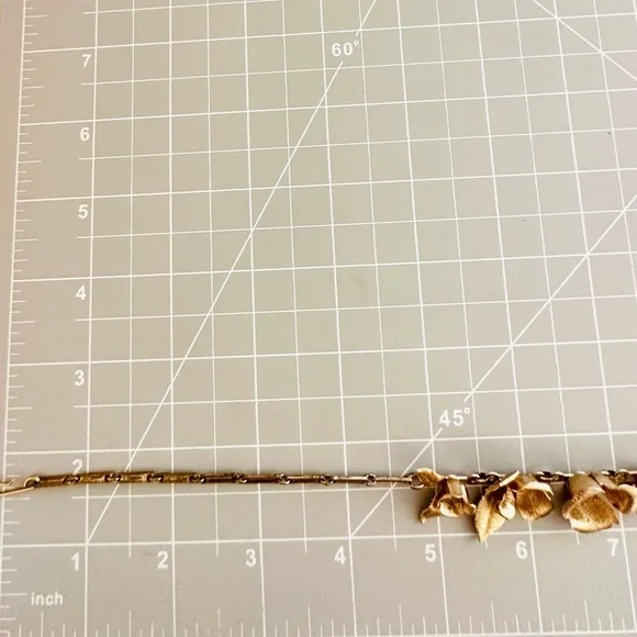 Vintage Deco Rhinestone Flower Statement Necklace - Picture 13 of 17